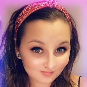 Meet your Posher, Chelsey